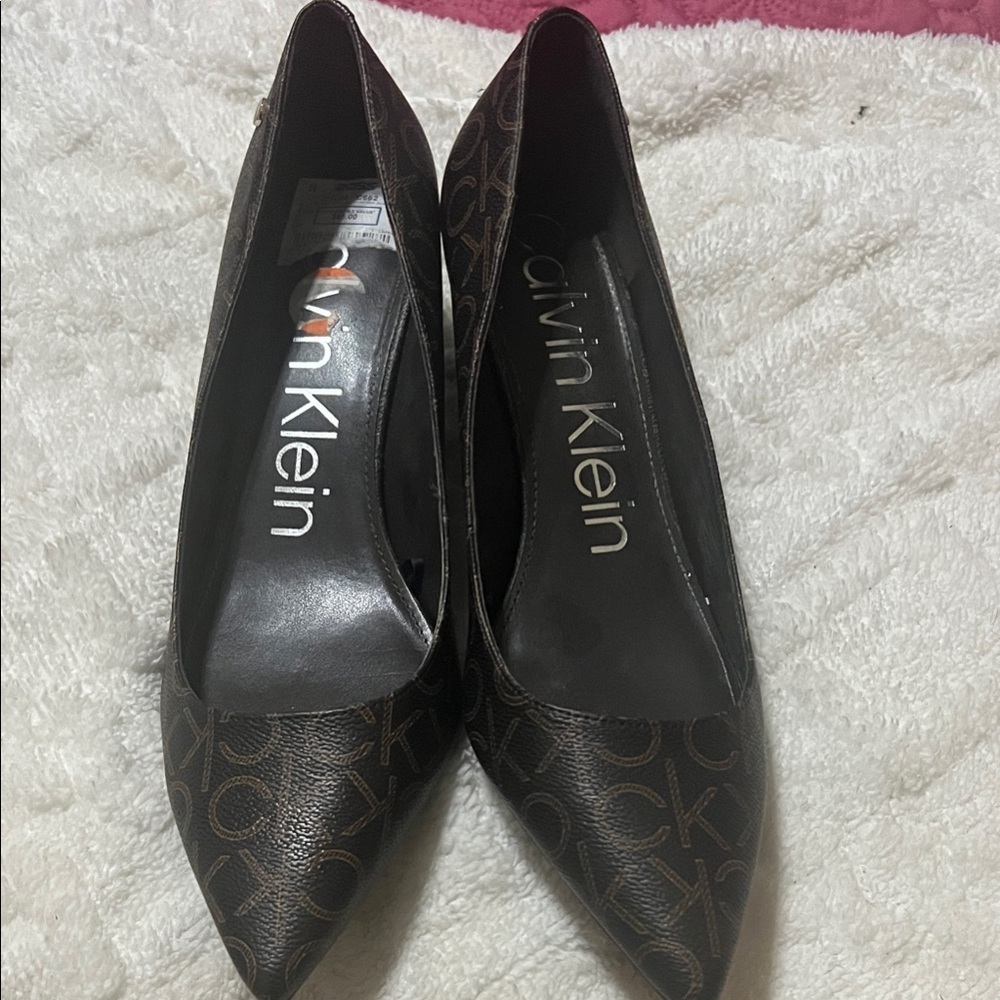Calvin Klein Women's Brown Logo Pointed-Toe Pumps